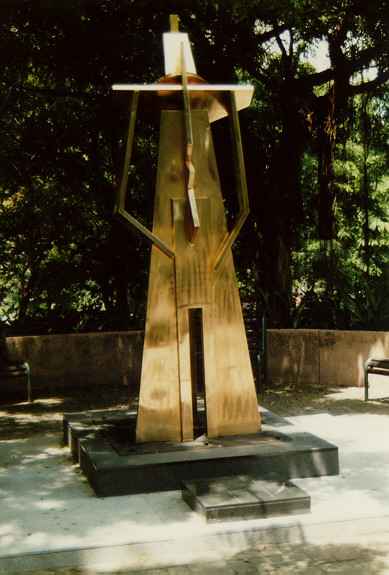 Statue in Kowloon Park