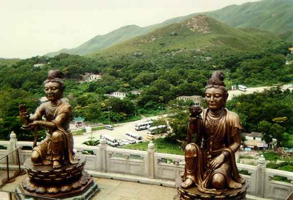 Statues at the Buddha